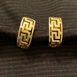 14kt yellow gold earrings, Greek key design